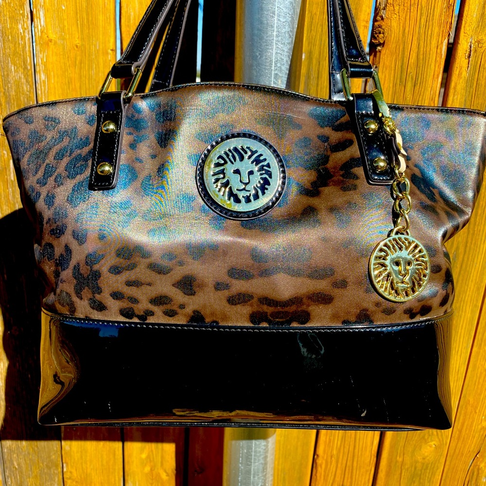 Nice Liz Claiborne bag $25
